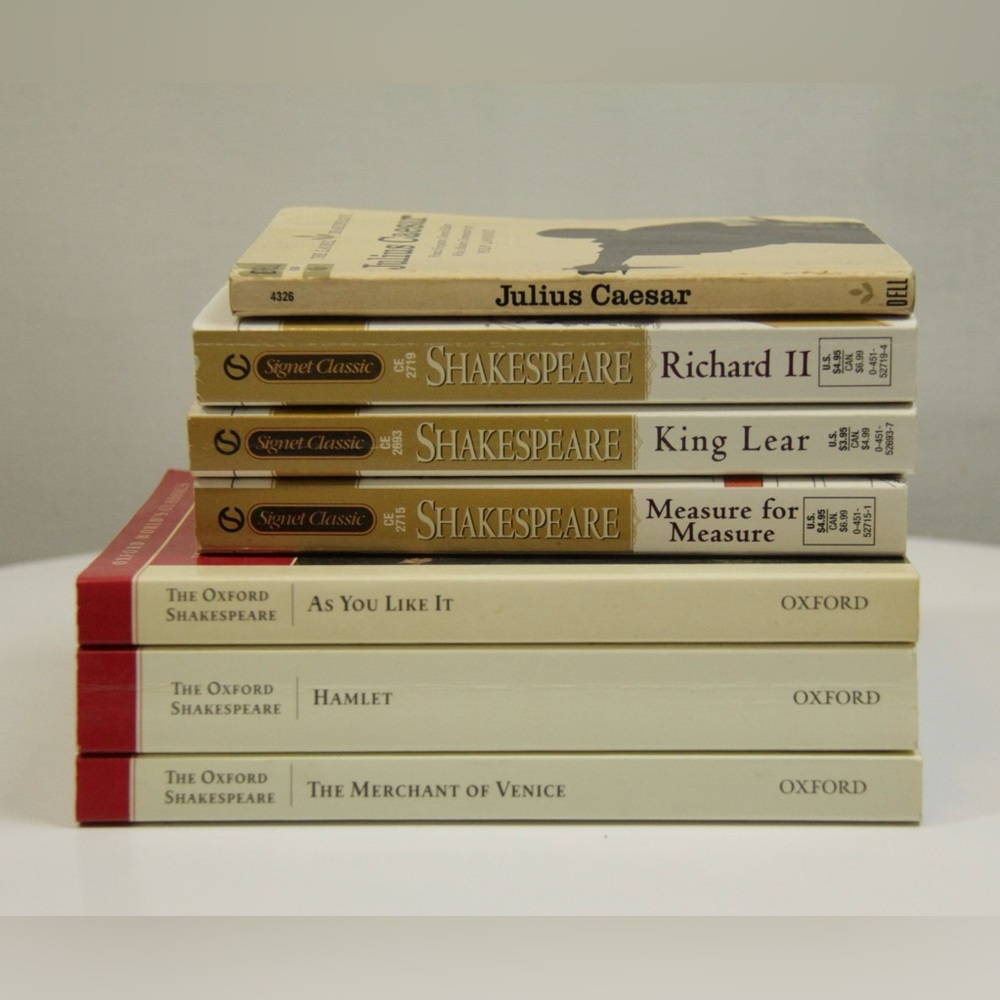 Shakespeare: lot of seven plays